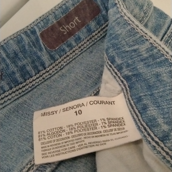 Gloria Vanderbilt Bling All Around Slimming Effect Shorts Sz. 10 - Picture 4 of 8